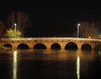 El Puente por la noche