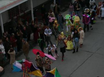 S%E1bado%2C%202%20de%20febrero%2C%20Gran%20desfile%20Infantil%20y%20de%20Adultos.
