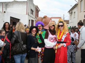 Martes%2C%205%20de%20febrero%2C%20GRAN%20DESFILE%20DE%20CARNAVAL%20POPULAR.