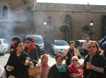 JUEVES DE COMADRE 2015