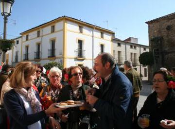 JUEVES DE COMADRE 2015