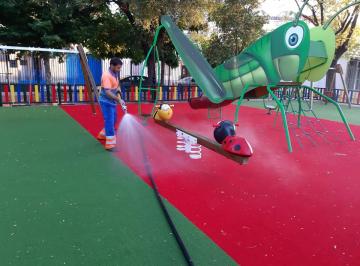 DESDE ESTA MAÑANA TENDREMOS DISPONIBLES TODOS LOS PARQUES INFANTILES PARA QUE NUESTROS PEQUEÑOS PUEDAN DISFRUTAR ‼