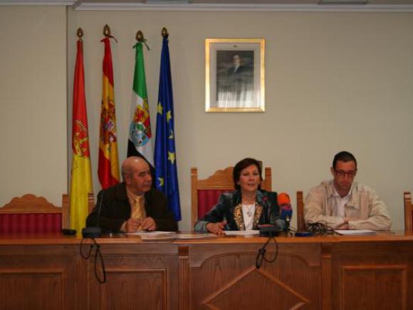 PRESENTACIÓN OFICIAL DE LA 5ª Y ÚLTIMA ETAPA DE LA VUELTA CICLISTA INTERNACIONAL A EXTREMADURA PRESENTACIÓN OFICIAL DE LA 5ª Y ÚLTIMA ETAPA DE LA VUELTA CICLISTA INTERNACIONAL A EXTREMADURA
