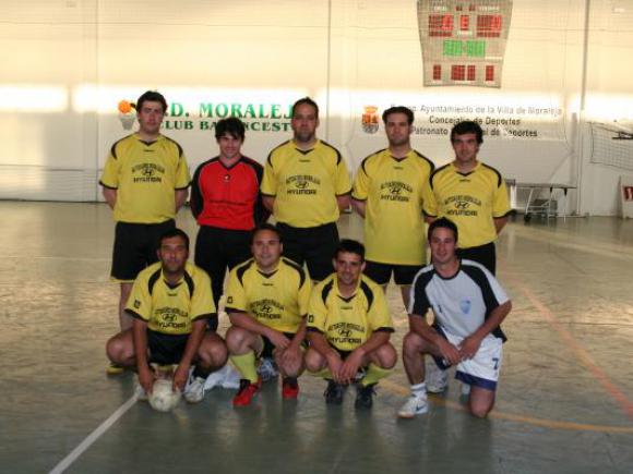 CAMPEÓN DE LA VIII EDICIÓN DEL TORNEO DE FÚTBOL SALA "VIRGEN DE LA VEGA"