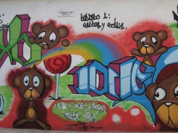 PINTADA A FAVOR DE LA TOLERANCIA Y EN CONTRA DEL RACISMO