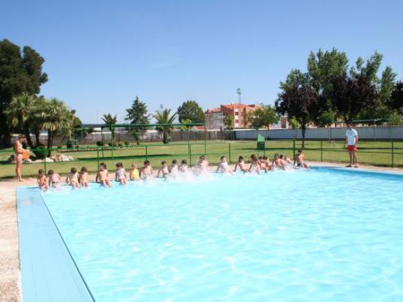 LISTADO PARA LOS CURSOS DE NATACIÓN EN LAS PISCINAS MUNICIPALES