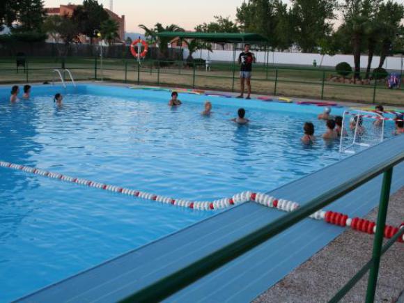 ACTIVIDADES ACUÁTICAS PARA MAYORES