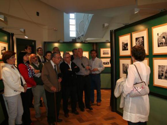 LA EXPOSICIÓN "AL HILO DE LA PLATA". FOTOGRAFÍAS DE EXTREMADURA" LLEGA A MORALEJA