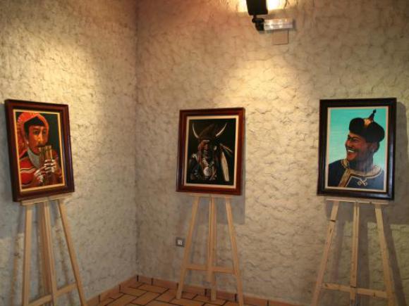 EXPOSICIÓN DE PINTURA DE JOAQUÍN CARMONA