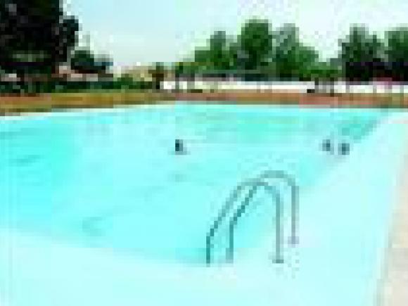 CONVOCATORIA PARA CUBRIR TRES PUESTOS DE SOCORRISTAS Y UNO DE ATS-DUE PARA LAS PISCINAS MUNICIPALES