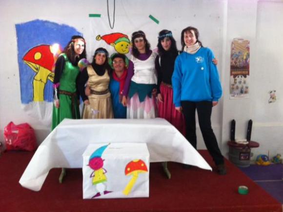 LOS ELFOS REALES VISITAN LOS BARRIOS DEL MUNICIPIO.