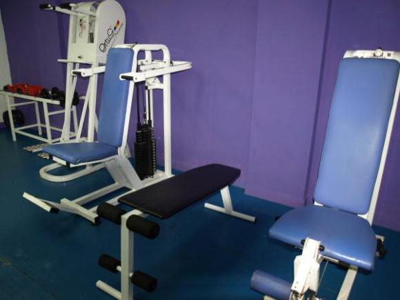 LA CONCEJALÍA DE DEPORTES INVIERTE EN EL GIMNASIO DEL PABELLÓN MUNICIPAL