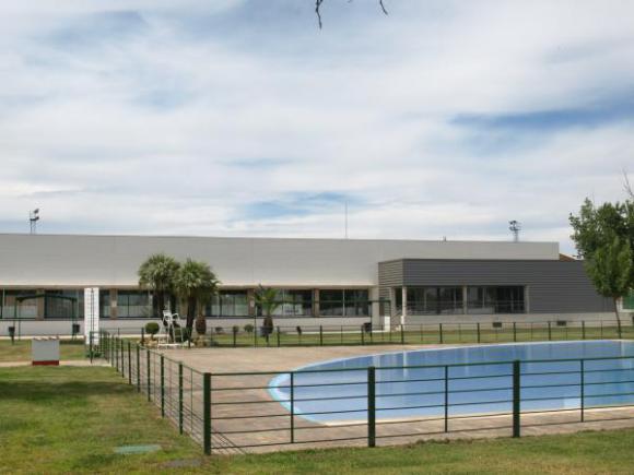 LA CONCEJALÍA DE DEPORTES Y EL PATRONATO MUNICIPAL DE DEPORTES DEL AYUNTAMIENTO DE MORALEJA INFORMA