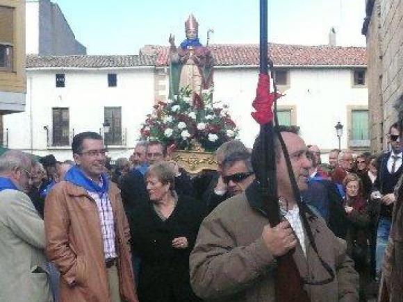 ANUNCIO. ESCOPETEROS DE SAN BLAS 2014