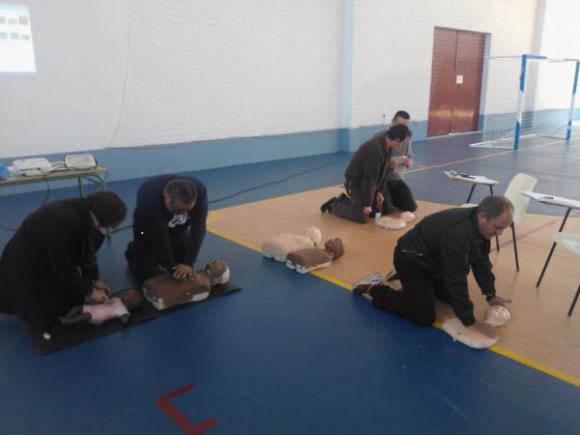 CURSO DE SOPORTE VITAL BÁSICO Y MANEJO DE DESFIBRILADORES SEMIAUTOMÁTICOS