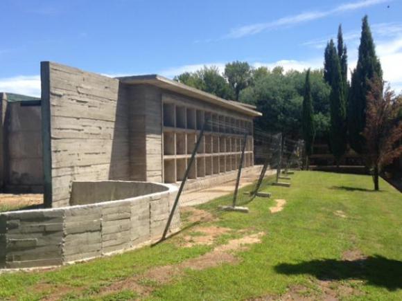 EL AYUNTAMIENTO DE MORALEJA CONSTRUYE NUEVOS NICHOS  