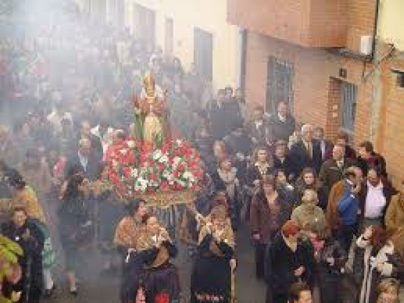 AMPLIACIÓN DE HORARIOS CON MOTIVOS DE LAS FIESTAS DE LAS CANDELAS Y SAN BLAS