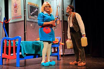 REPRESENTACIÓN TEATRAL "TEATRO DE PAPEL" "DIGA 33"