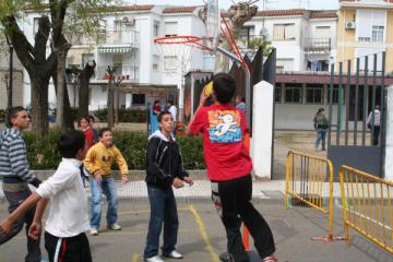 DEPORTES Y JUEGOS EN LA CALLE