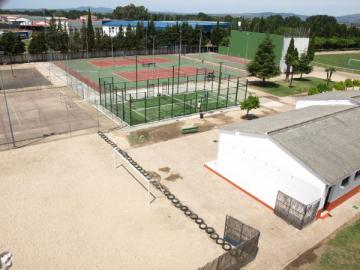 EN LAS INSTALACIONES DEPORTIVAS DE MORALEJA SE HA PRODUCIDO UN ROBO DE CABLEADO ELÉCTRICO