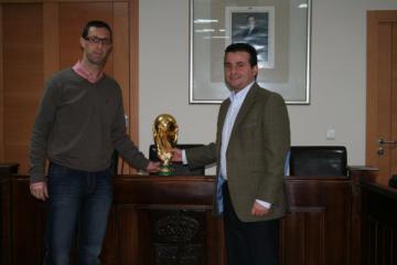 VISITA DE LA COPA DEL MUNDO DE FÚTBOL 2010  A MORALEJA