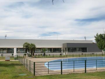 LA CONCEJALÍA DE DEPORTES Y EL PATRONATO MUNICIPAL DE DEPORTES DEL AYUNTAMIENTO DE MORALEJA INFORMA