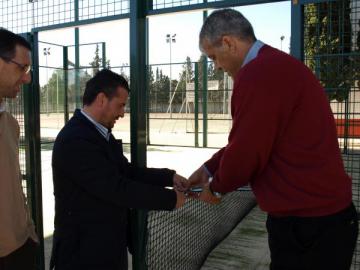 INAUGURACIÓN DE NUEVA PISTA DE PÁDEL EN EL COMPLEJO DEPORTIVO DE MORALEJA