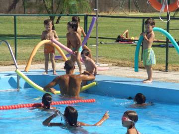 HA FINALIZADO LA ESCUELA DEPORTIVA DE NATACIÓN