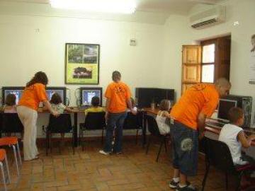 COMPARTIENDO RECURSOS EN MORALEJA