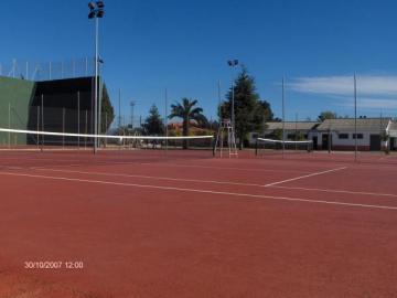 ADECUACIÓN Y MEJORAS EN EL POLIDEPORTIVO MUNICIPAL