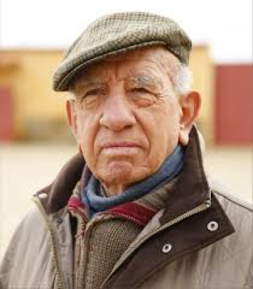 EL AYUNTAMIENTO DE MORALEJA NOMBRA HIJO ADOPTIVO DE LA LOCALIDAD A VICTORINO MARTÍN ANDRÉS